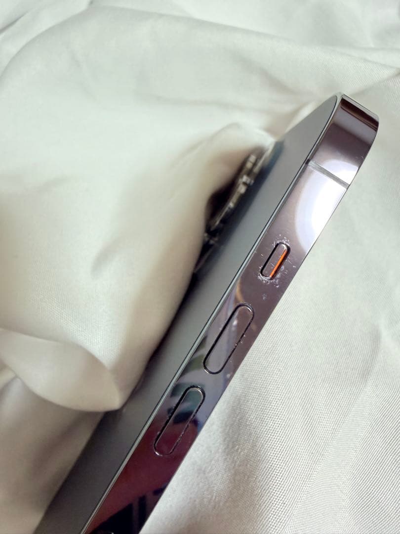 美品＊iPhone14pro SIMフリー