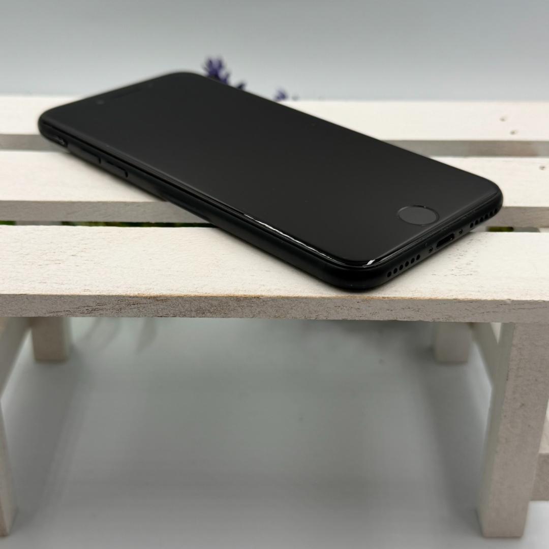 iPhone SE第3世代 64GB ミッドナイト 369