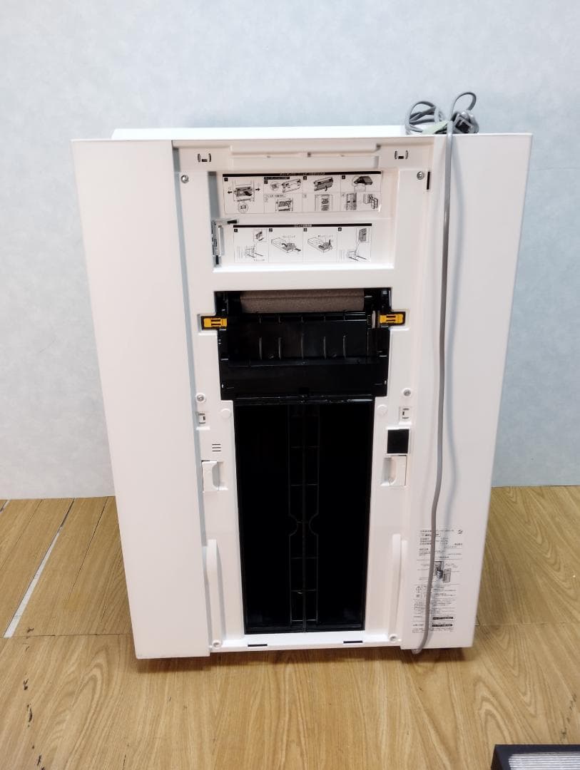 K★252　シャープ　空気清浄機　FU-M1400-W　2020年