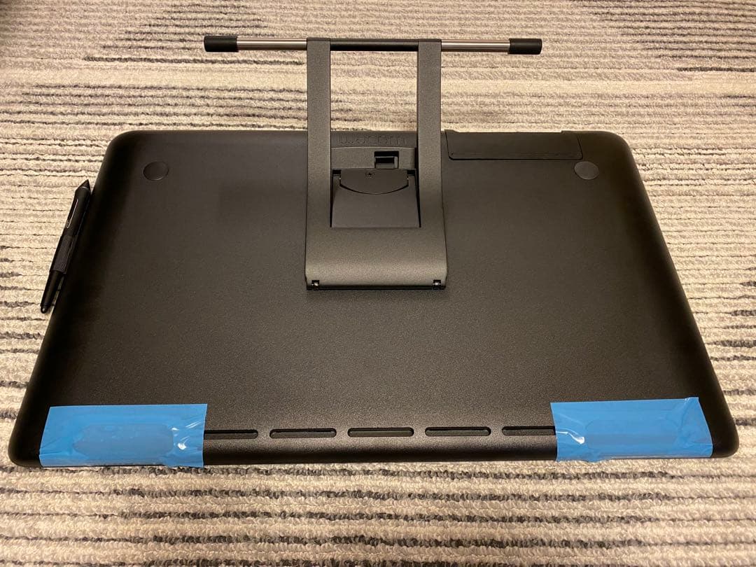 WACOM DTK2260 cintiq22 ※訳あり
