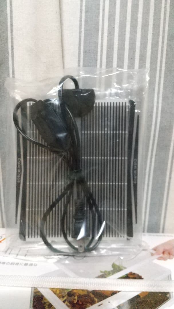 最終値下げ！新品　パネルヒーター付き　 GEX レプテリア ホワイト300Low