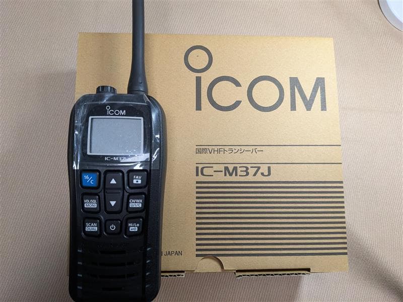 国際VHFトランシーバー　ICOM IC-M37J