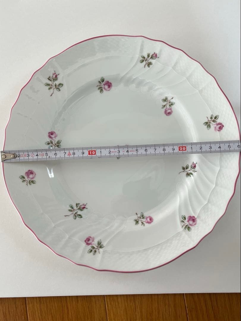 リチャードジノリベッキオロゼリーニ　ティーカップ＆ソーサー　ケーキ皿　ディナー皿