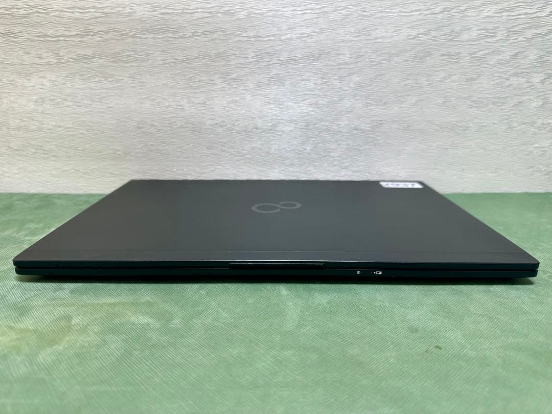 Windowsノート本体 Fujitsu LIFEBOOK U9310/D Core i5 8 256