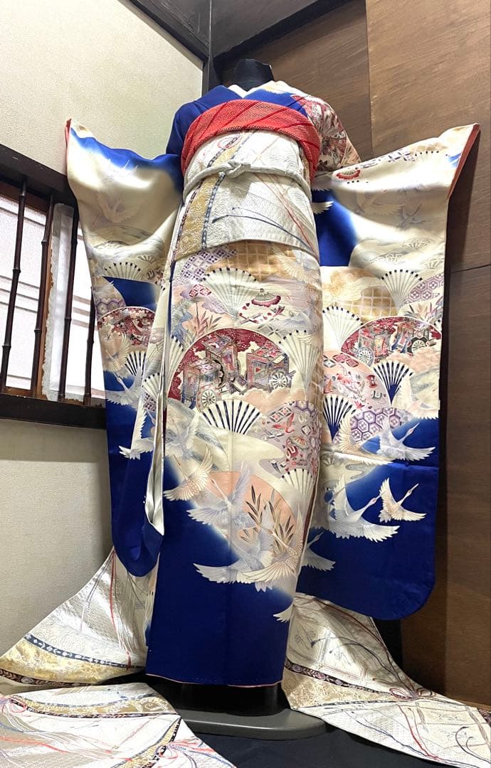 振袖フルセット6点サイズS〜M 駒刺繍　御所車飛鶴花文　暈し染め　金彩　正絹