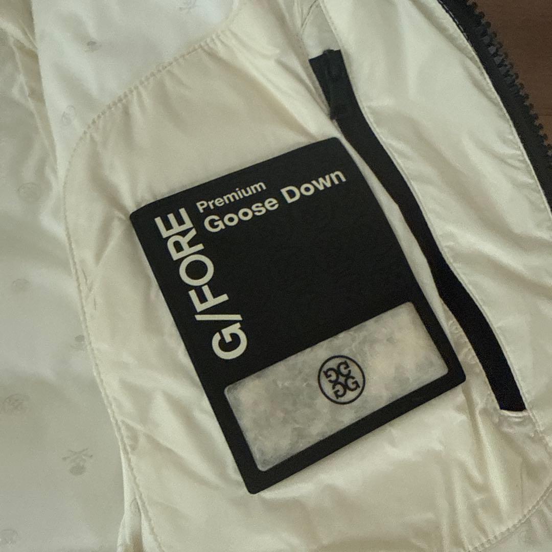 ジーフォア　ホワイト・グレー ダウンジャケット
