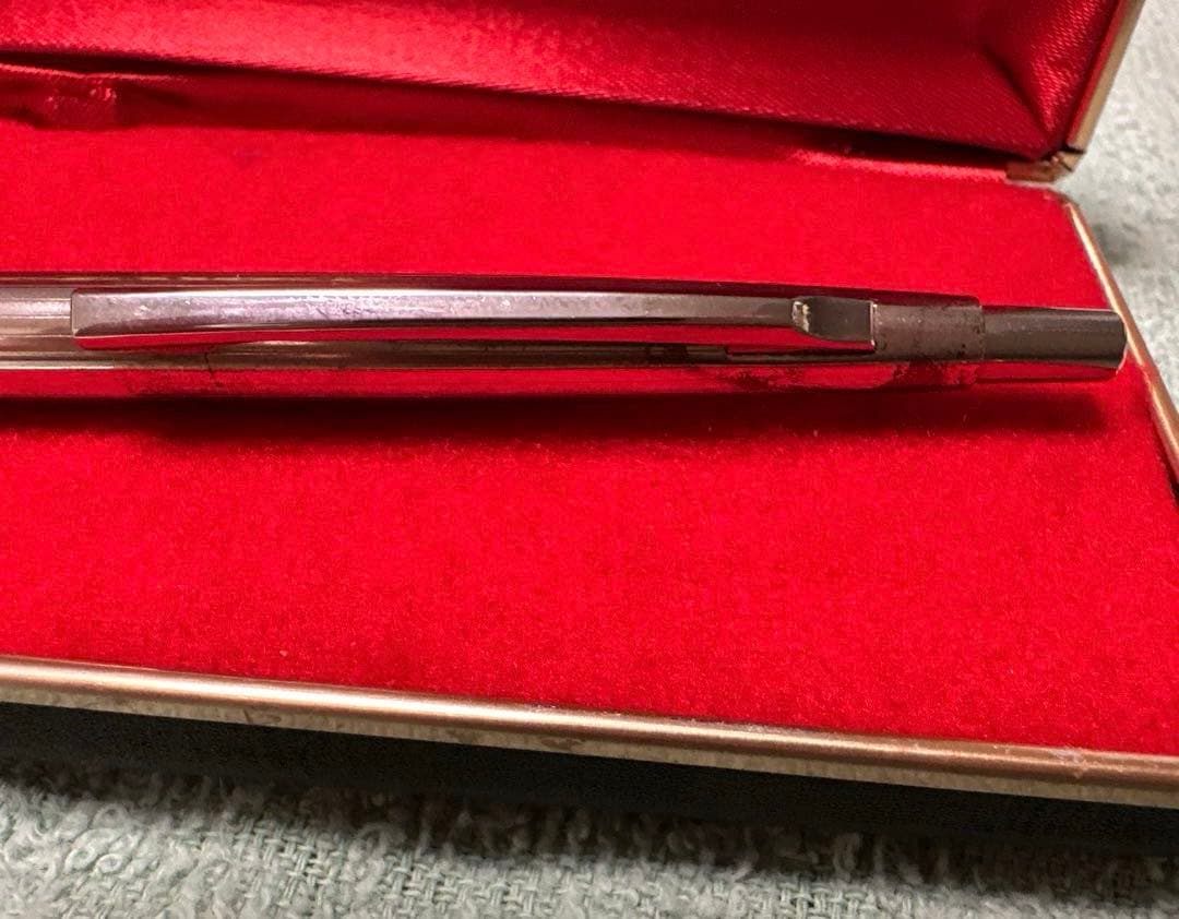 Pentel ペンテル　ボールペン シルバー 〈33〉