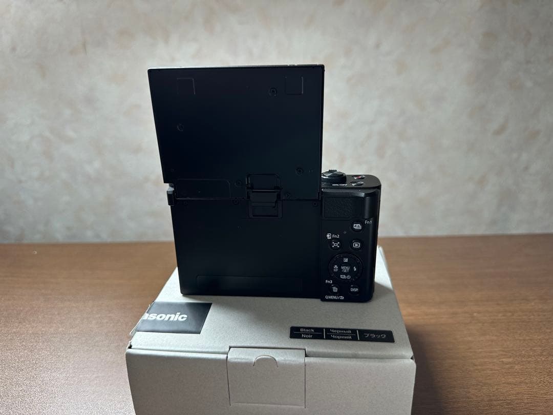 Panasonic LUMIX DC-TZ99バッテリーパックチャージャー付属