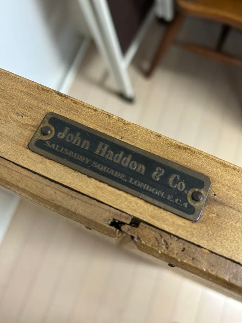 イギリスビンテージ　コレクション棚　フィギュア　キュリオケース