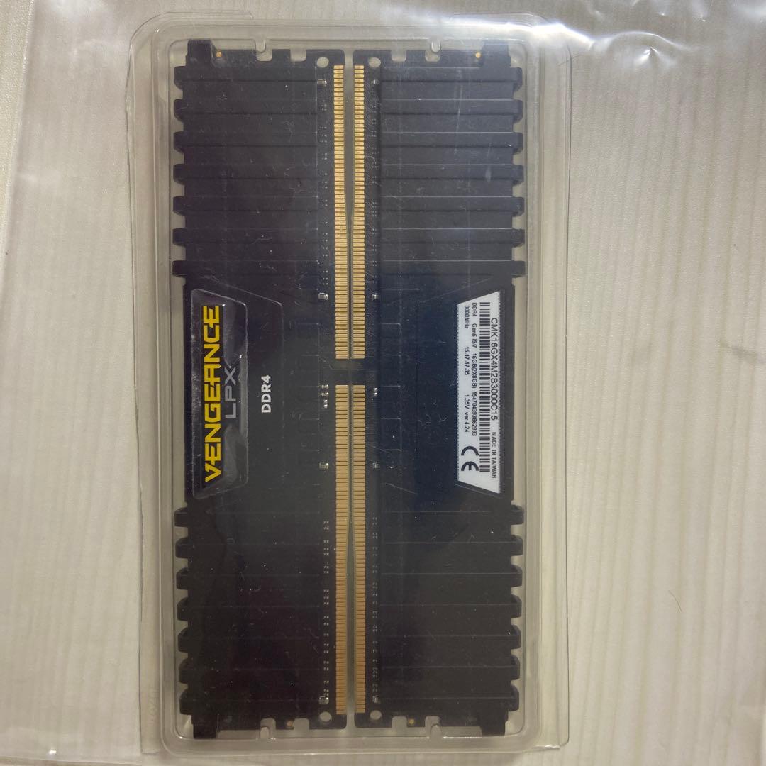 Corsair DDR4 メモリ 8GB 2枚