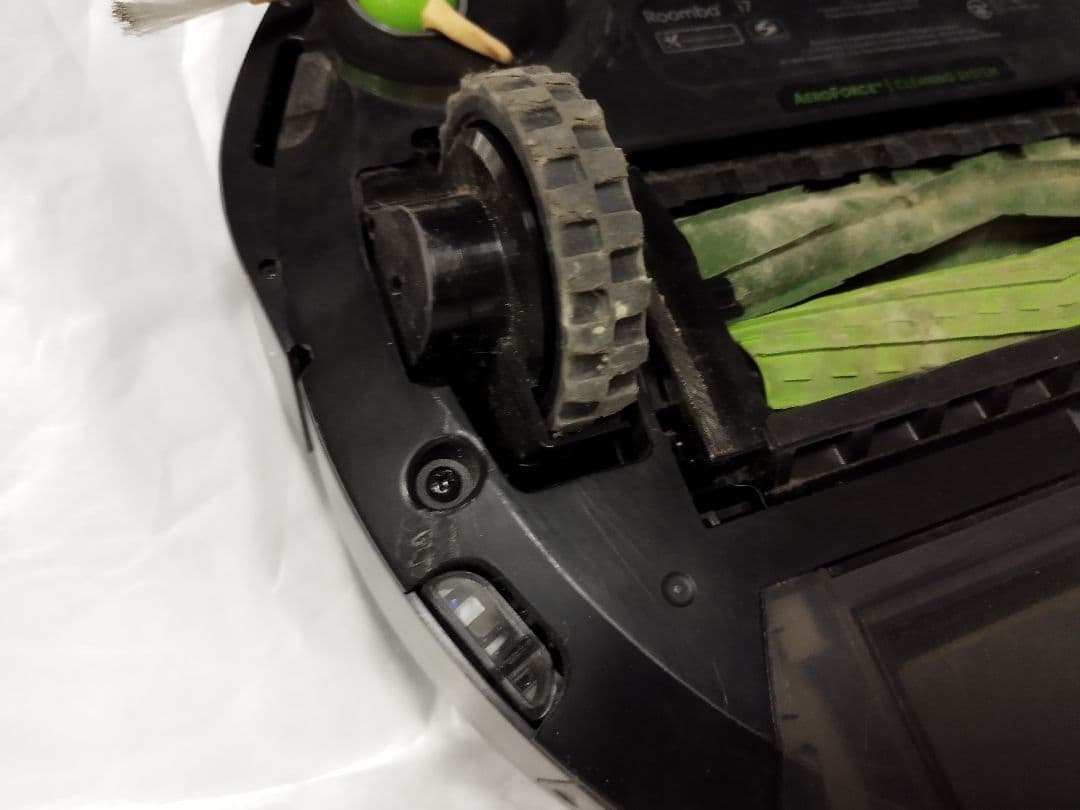 動作未確認　IRobot Roomba i7　本体のみ　現状品