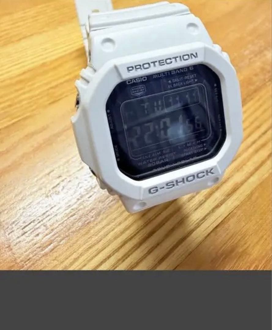 G-SHOCK デジタル腕時計 ホワイト　ソーラー
