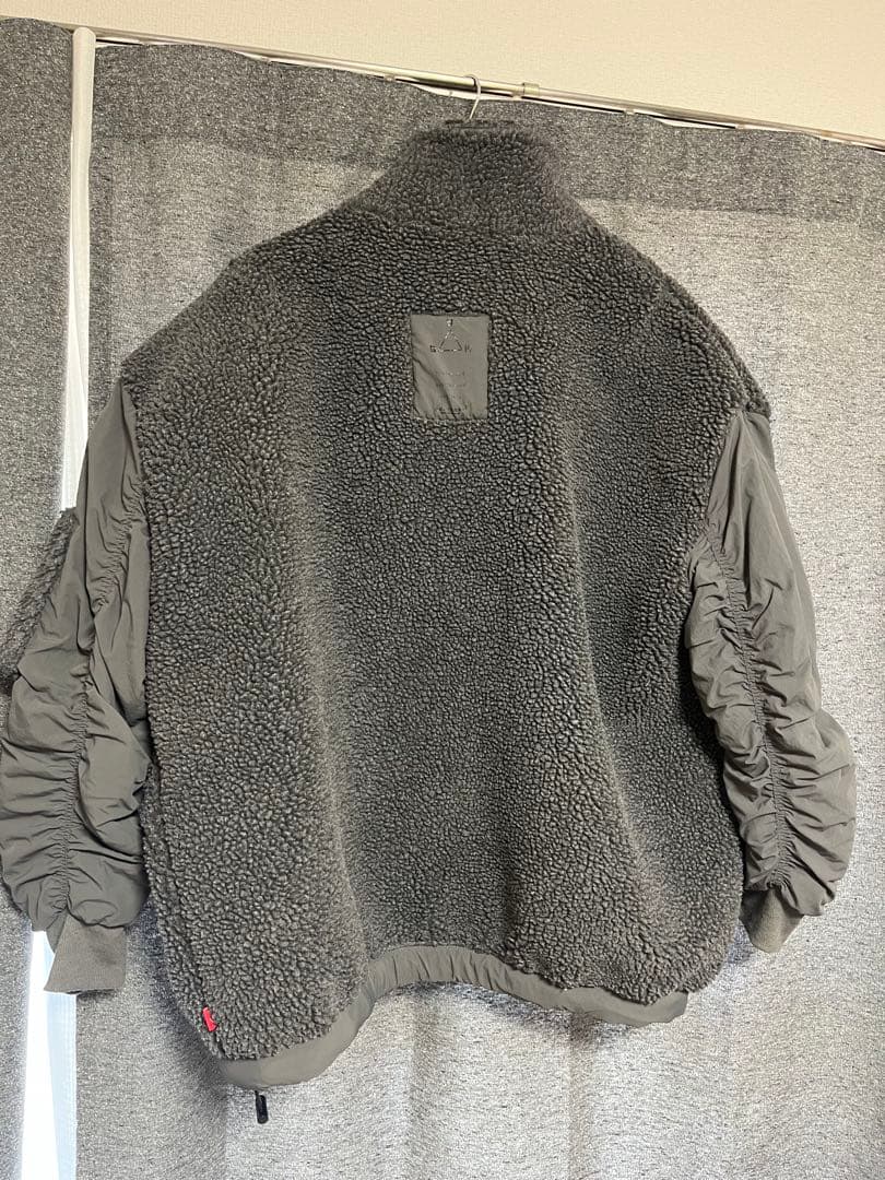 c*4様 ヴァルゴウエアワークス　フリース size Ｌ