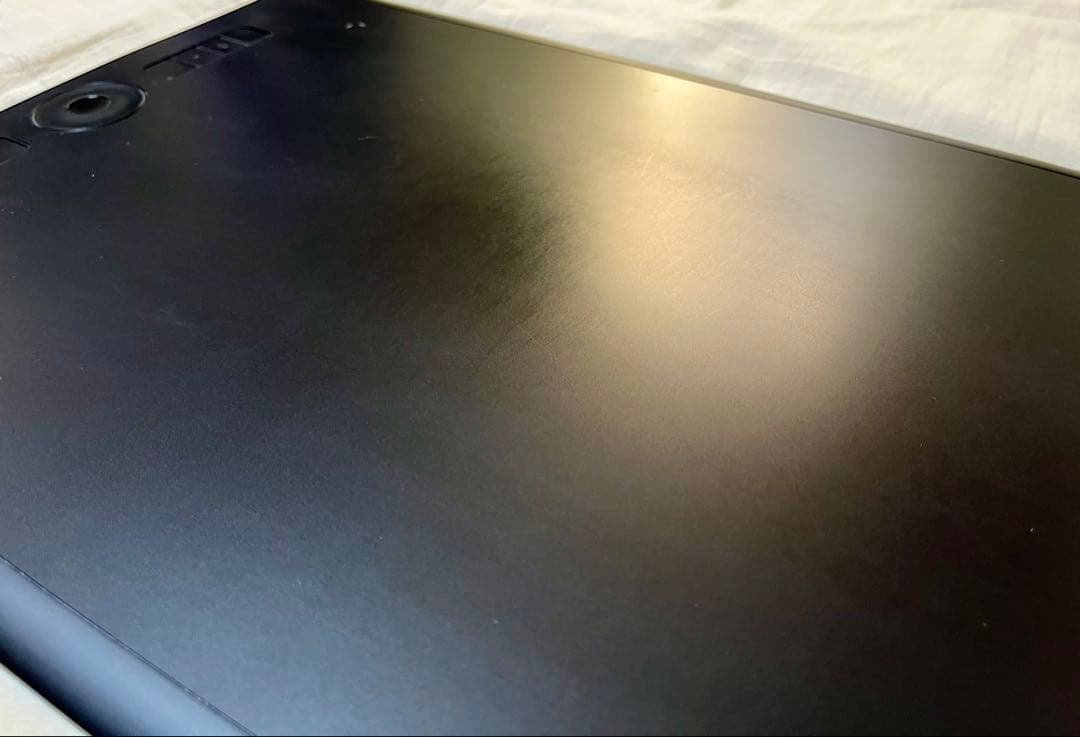 液タブ・ペンタブ Wacom Intuos Pro Large PTH-860