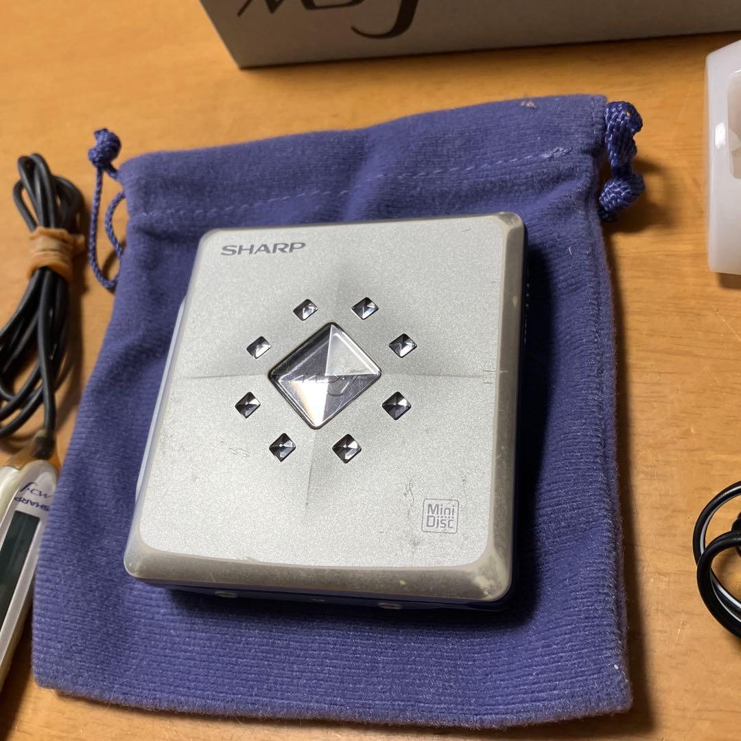 SHARP ポータブルMDプレーヤー MD-ST700-S シルバー音出し確認済