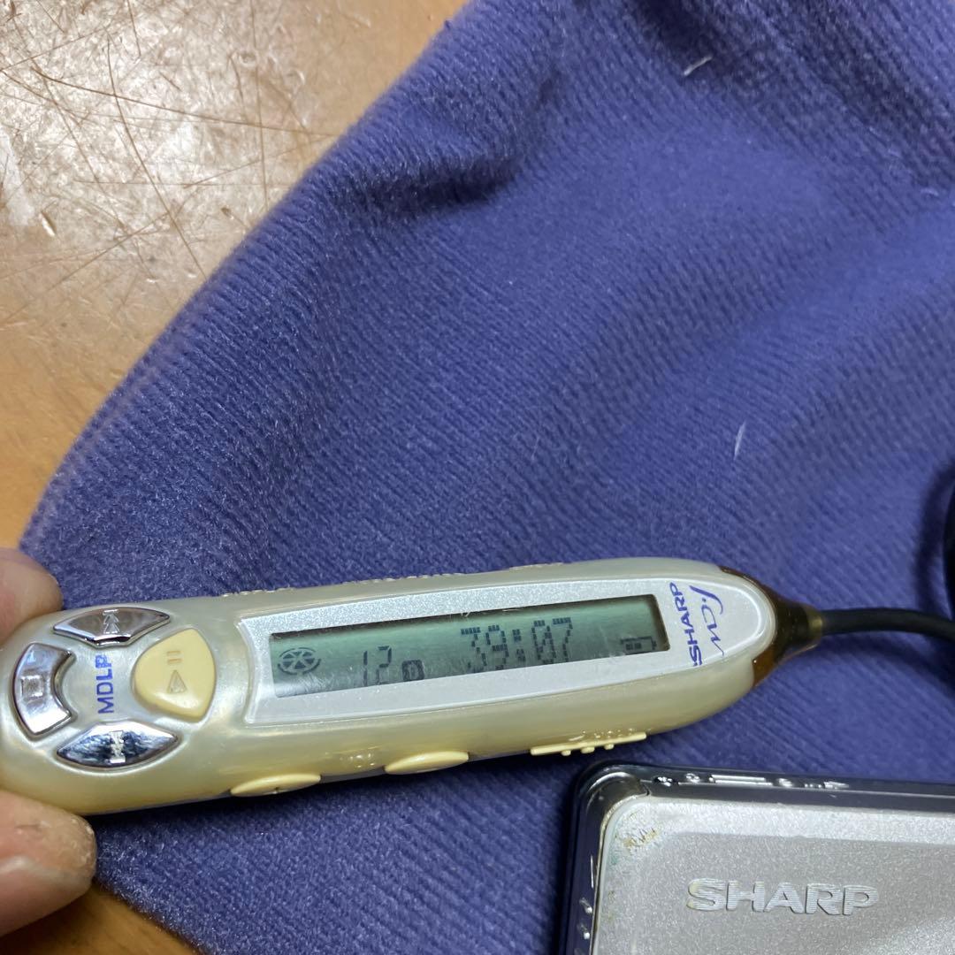 SHARP ポータブルMDプレーヤー MD-ST700-S シルバー音出し確認済