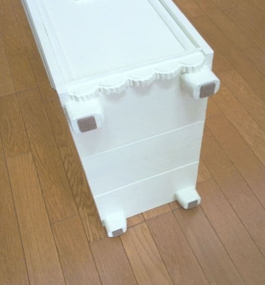 たいやきもふもふアンティーク調リボン飾りキャビネット