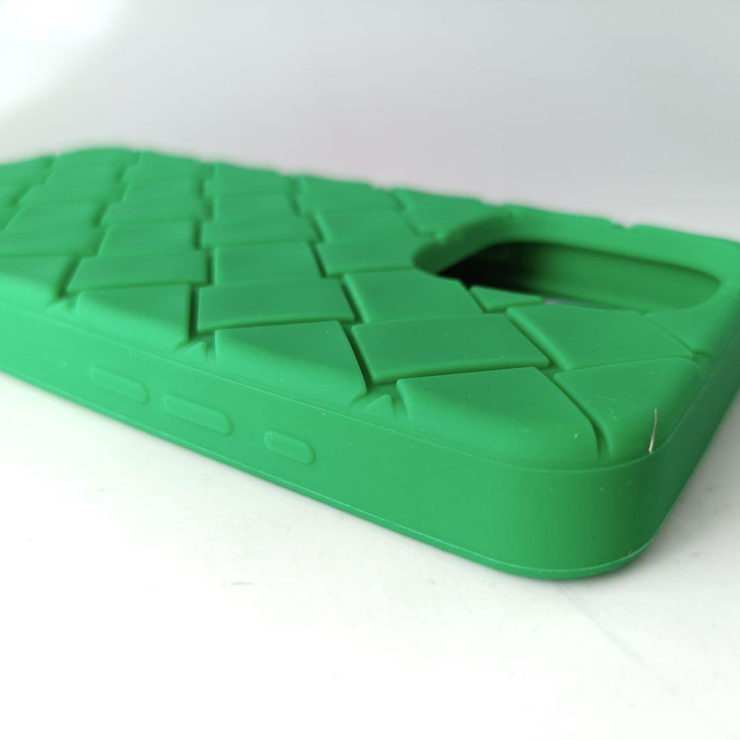 ボッテガヴェネタ iPhone14 PRO MAX シリコンケース パラキート