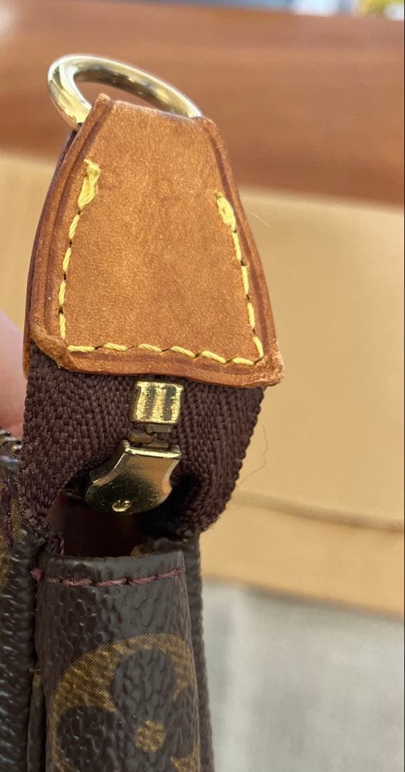 エ*ー様 ルイヴィトン アクセソワール　査定済　ポーチ美品