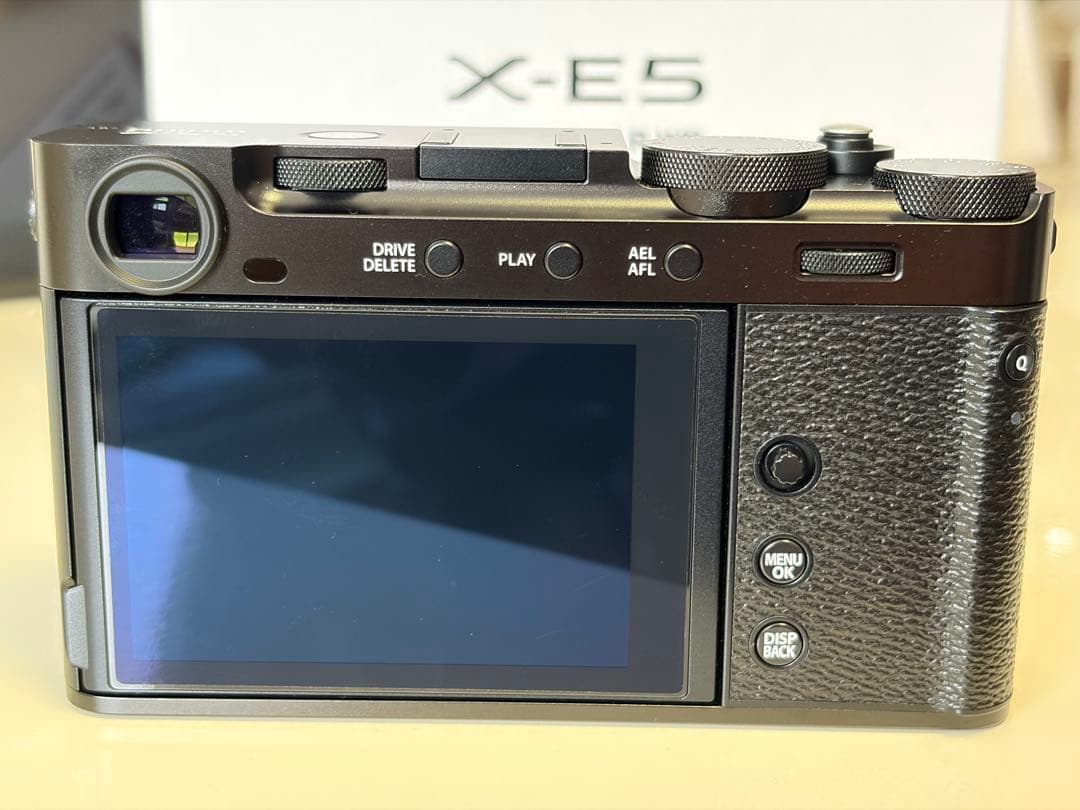 新同品　FUJIFILM X-E5 XF23mmF2.8 R WR レンズキット