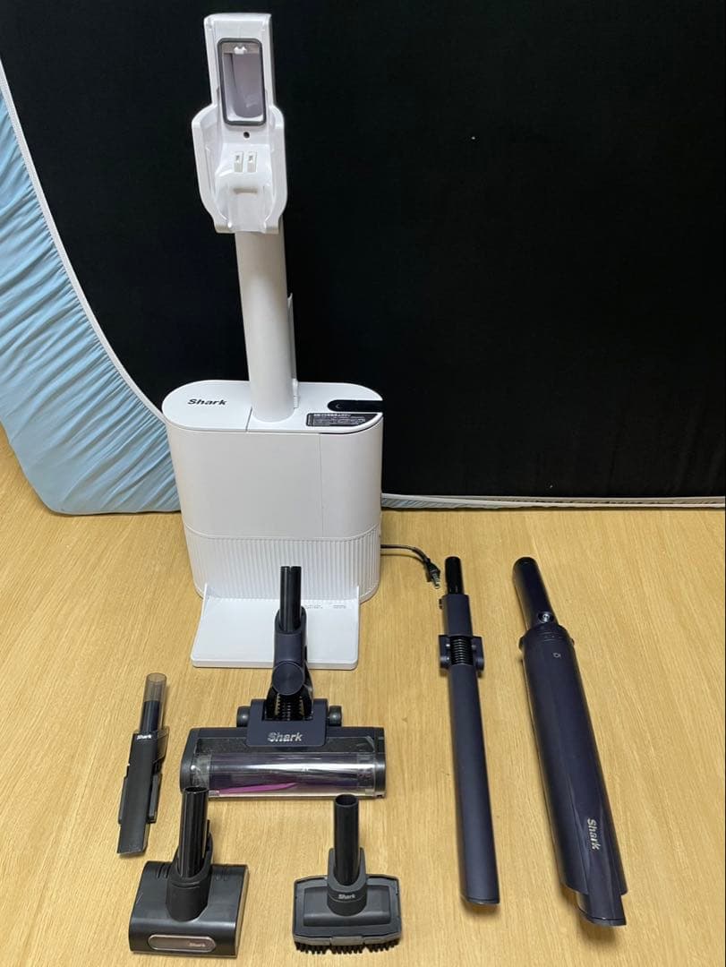 Shark ECO POWER IQ　掃除機　LC551JBK