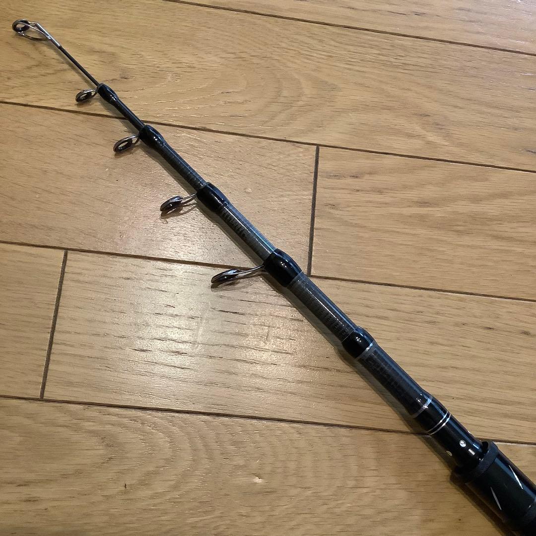 フロロ2号x2個2.4m&2.7mコンパクトロッド&スピニング3000と4000