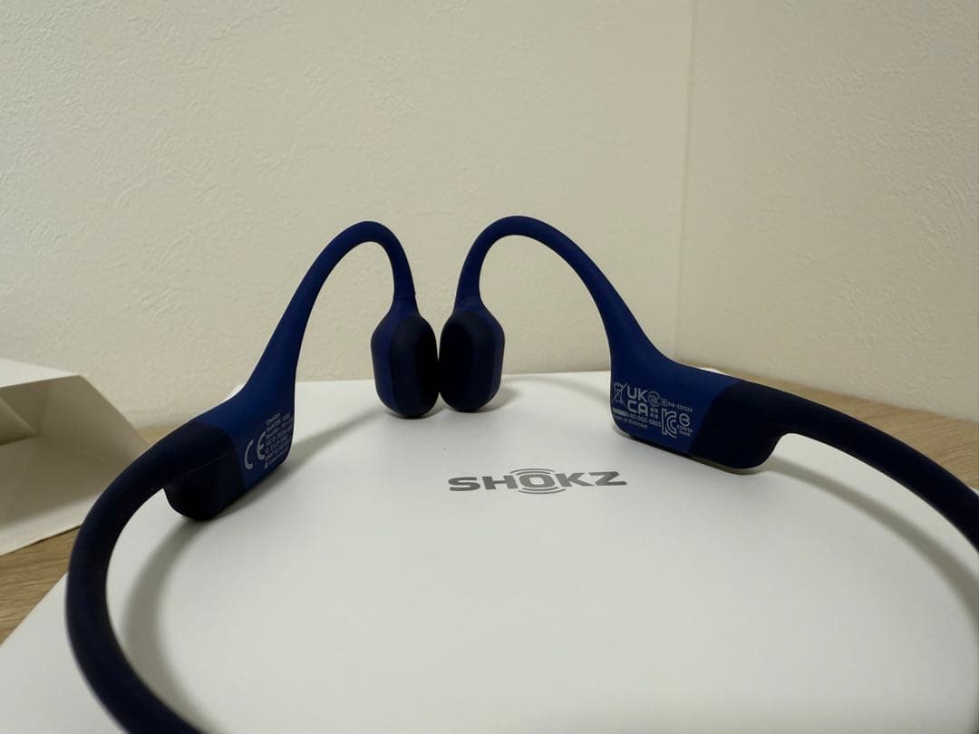 SHOKZ OPENRUN 骨伝導イヤホン ブルー