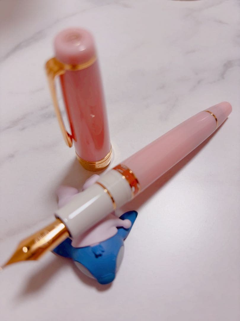 ペントノートオリジナル万年筆　ゆきのしたで中字