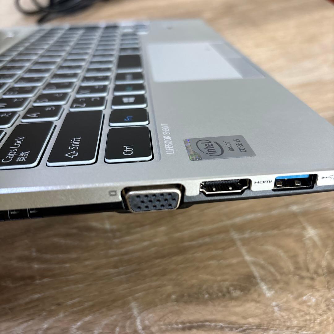 Fujitsu LIFEBOOK 13.3インチ シルバー 本体