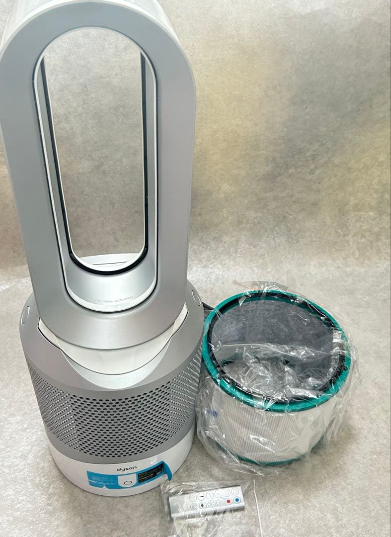 美品 ダイソン　ホット&クール　hp02 空気清浄機能付ファンヒーター