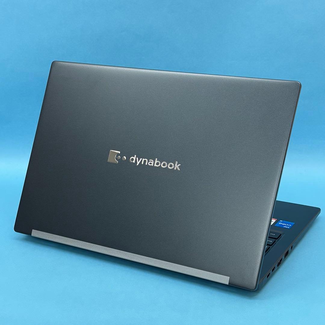 927 美品 dynabook G83/HU 第11世代 16GB office