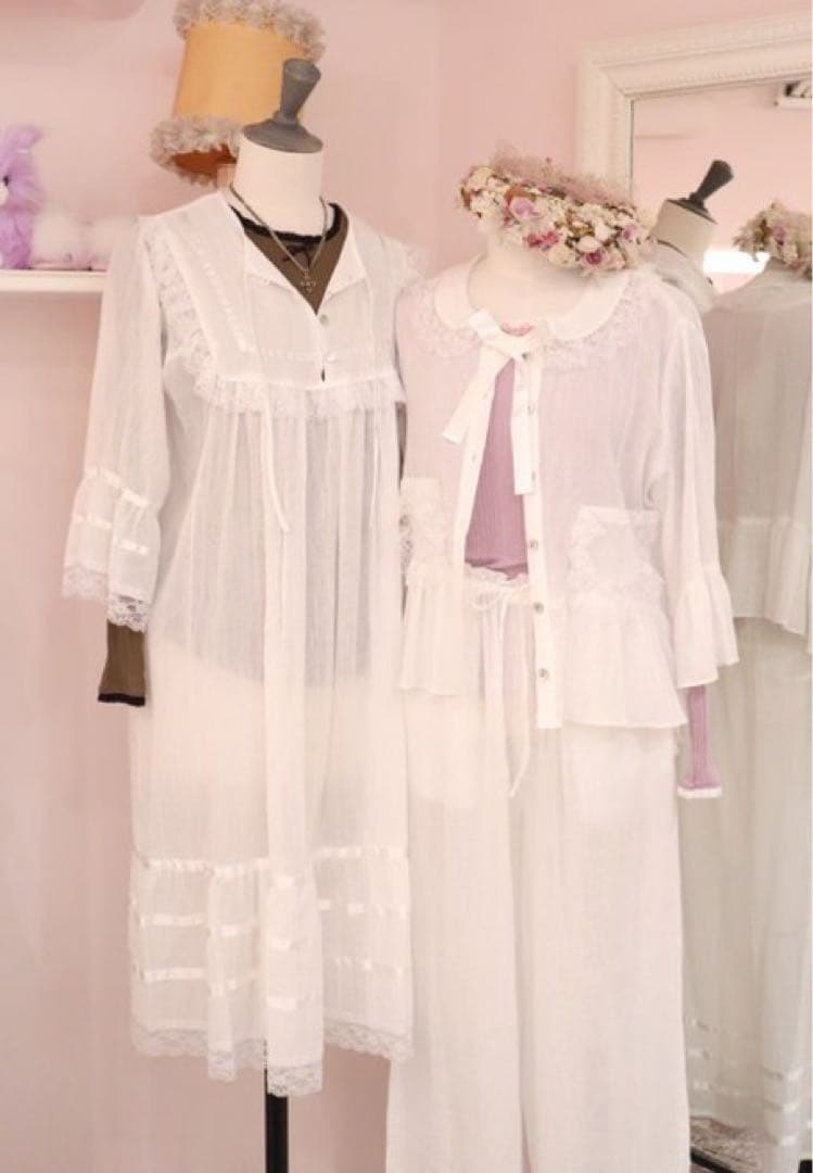 Katie ASHBURY ブラウスジャケット　ホワイト　フリーサイズ