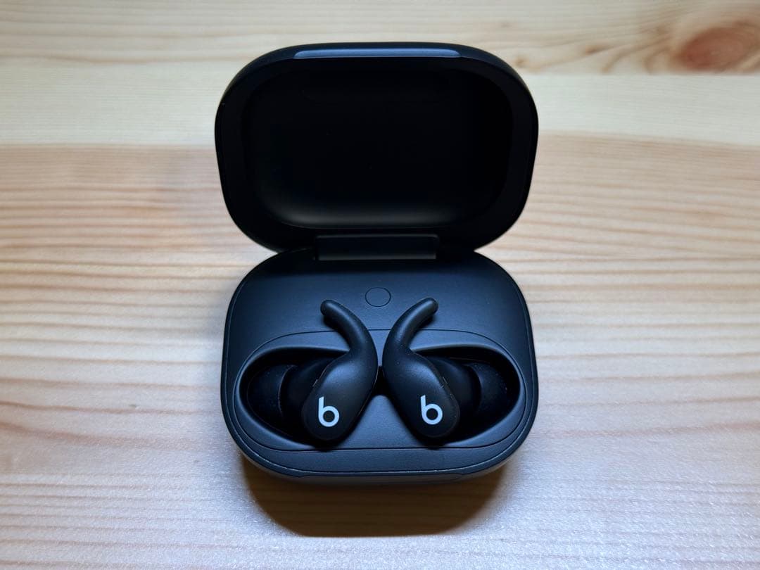 Beats Powerbeats Fit ワイヤレスイヤホン ブラック