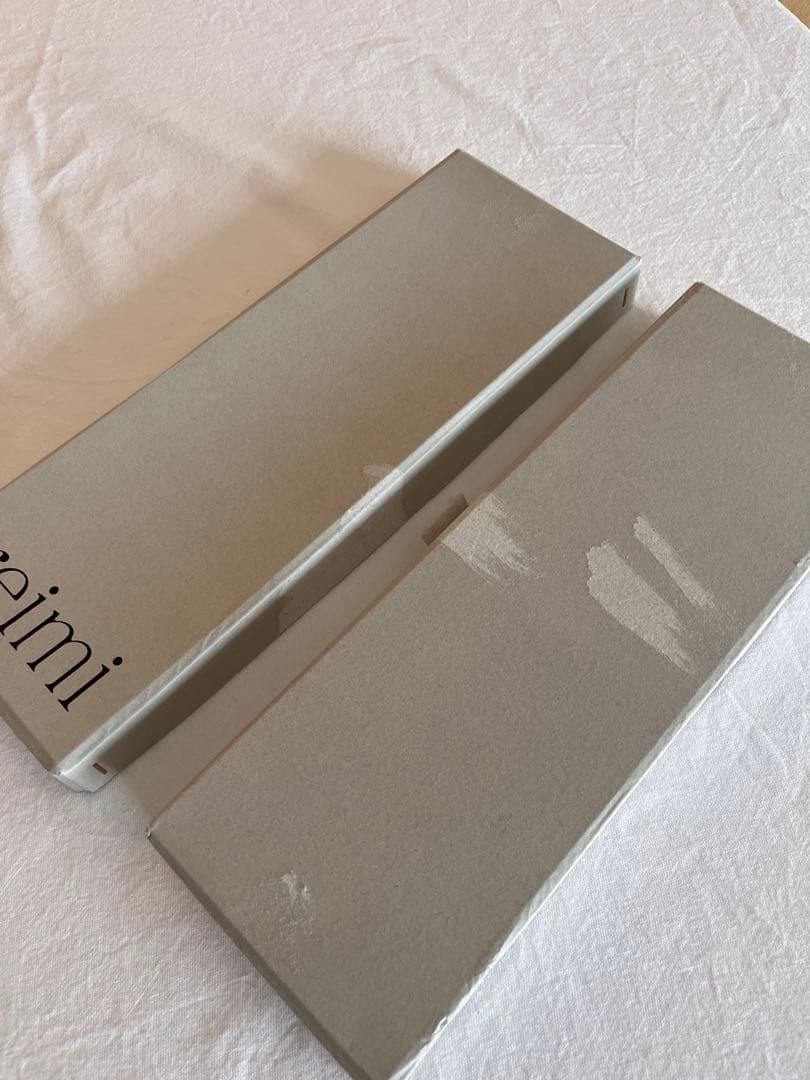 【9/28までお値下げ中】 reimi オクタゴン　壁掛け鏡　白毛　タッセル付