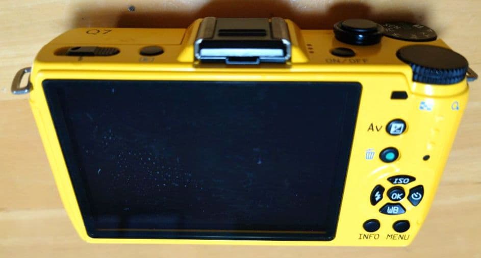 PENTAX Q7標準ズームセット　ジャンク