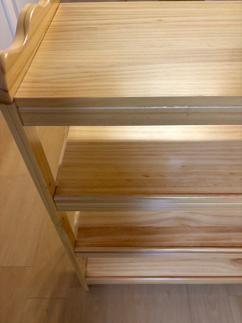 木製4段ラック 自然な木の仕上げ