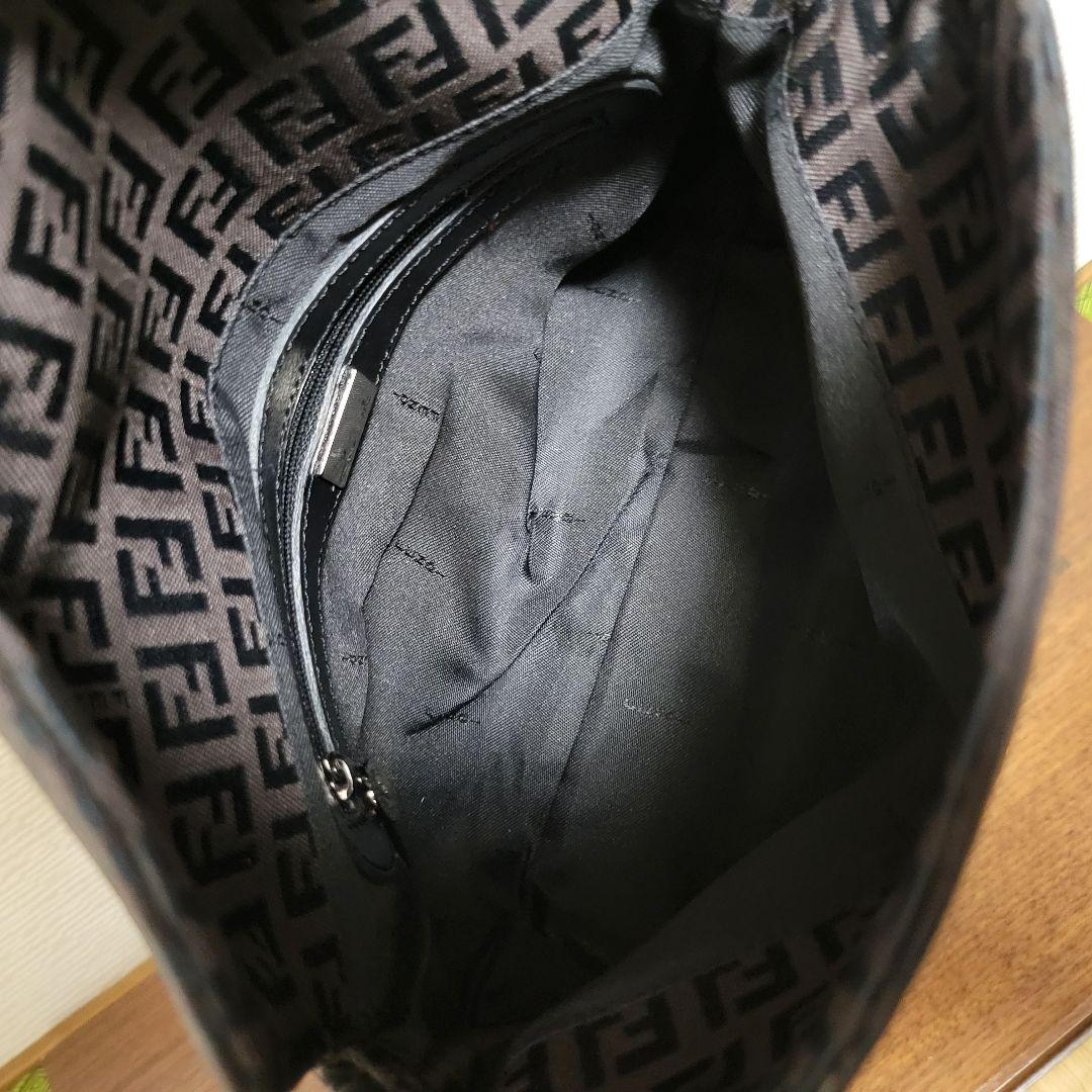 FENDI フェンディ マンマバケット キャンバス　ズッキーノ　ブラック