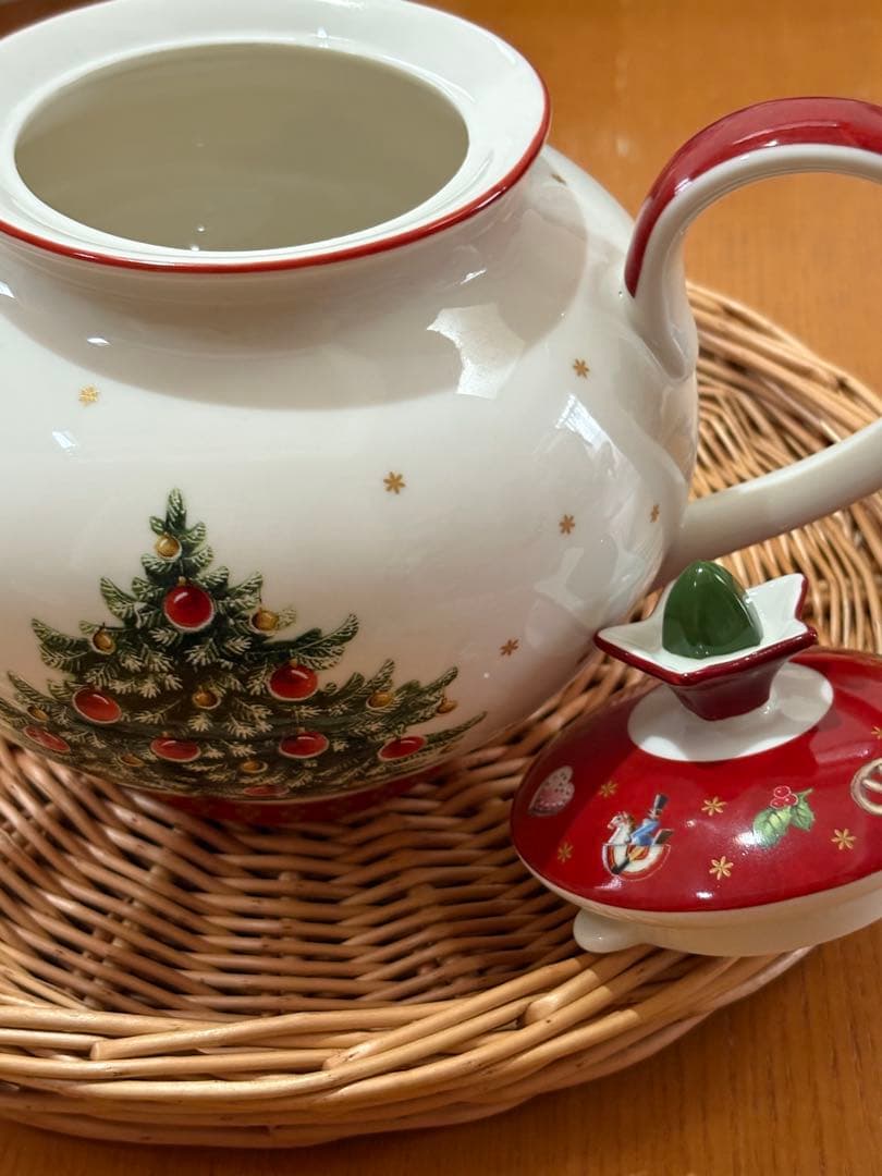 Villeroy & Bochビレロイ&ボッホ　ティーポット　クリスマス柄