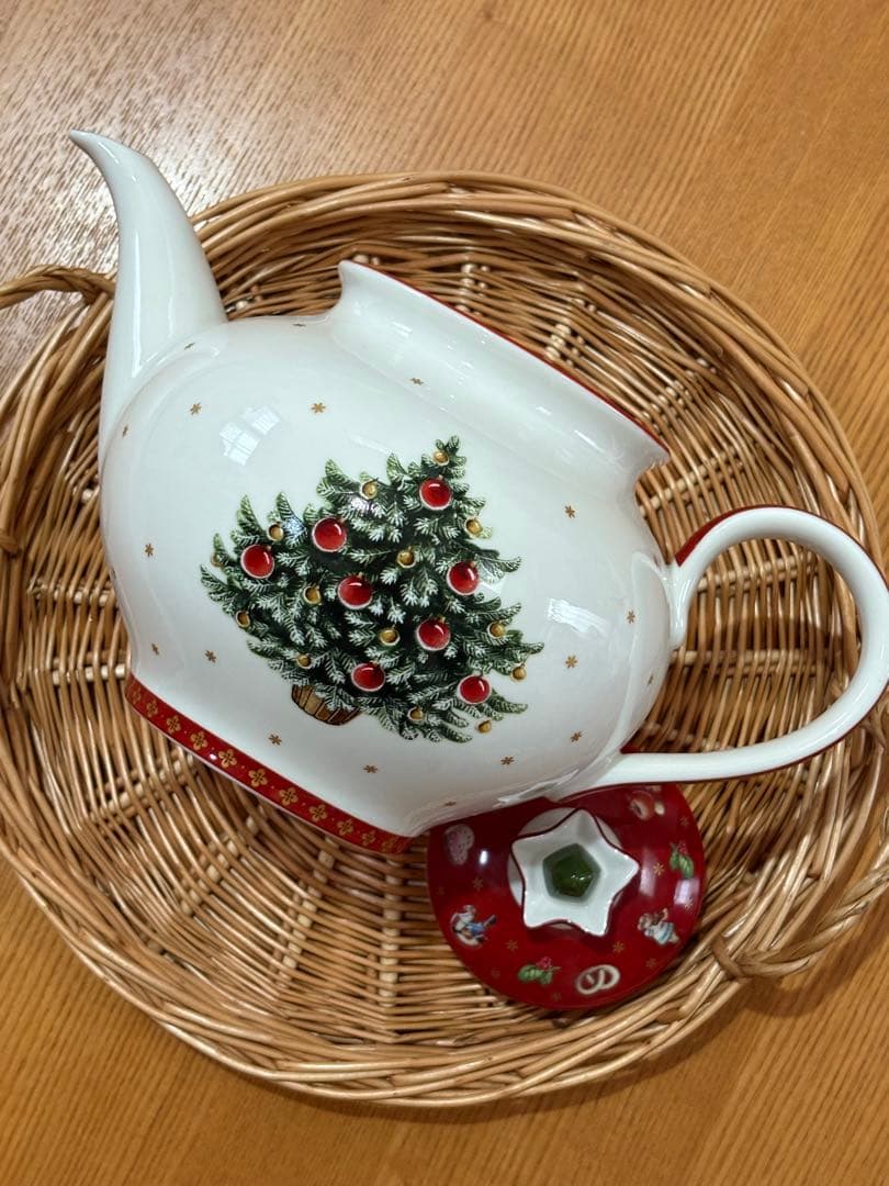 Villeroy & Bochビレロイ&ボッホ　ティーポット　クリスマス柄
