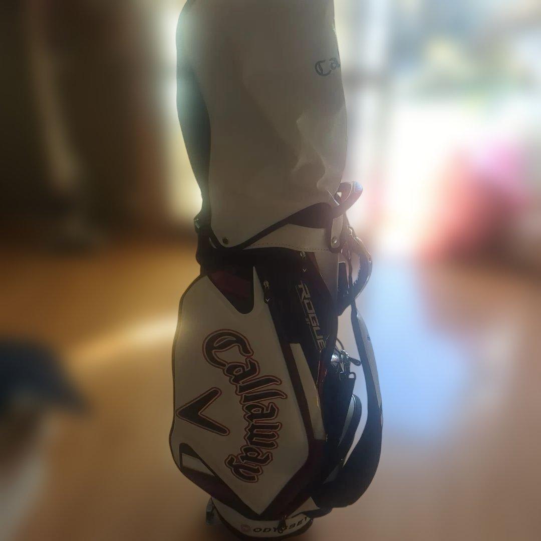 Callaway Rogue キャディバッグ ホワイト/レッド