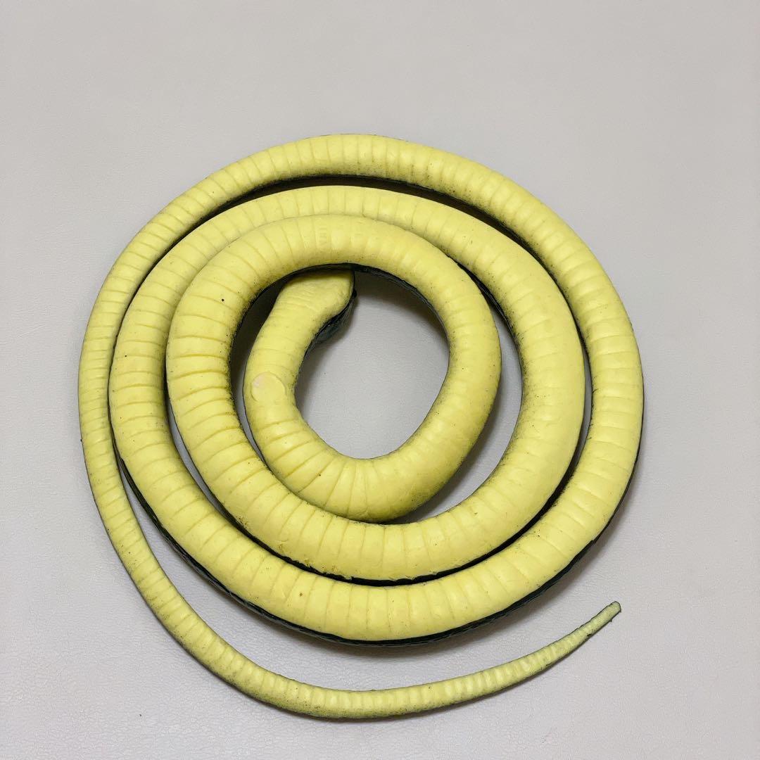 ヘビ 蛇 ゴム製 おもちゃ 120cm 新品 ダミー