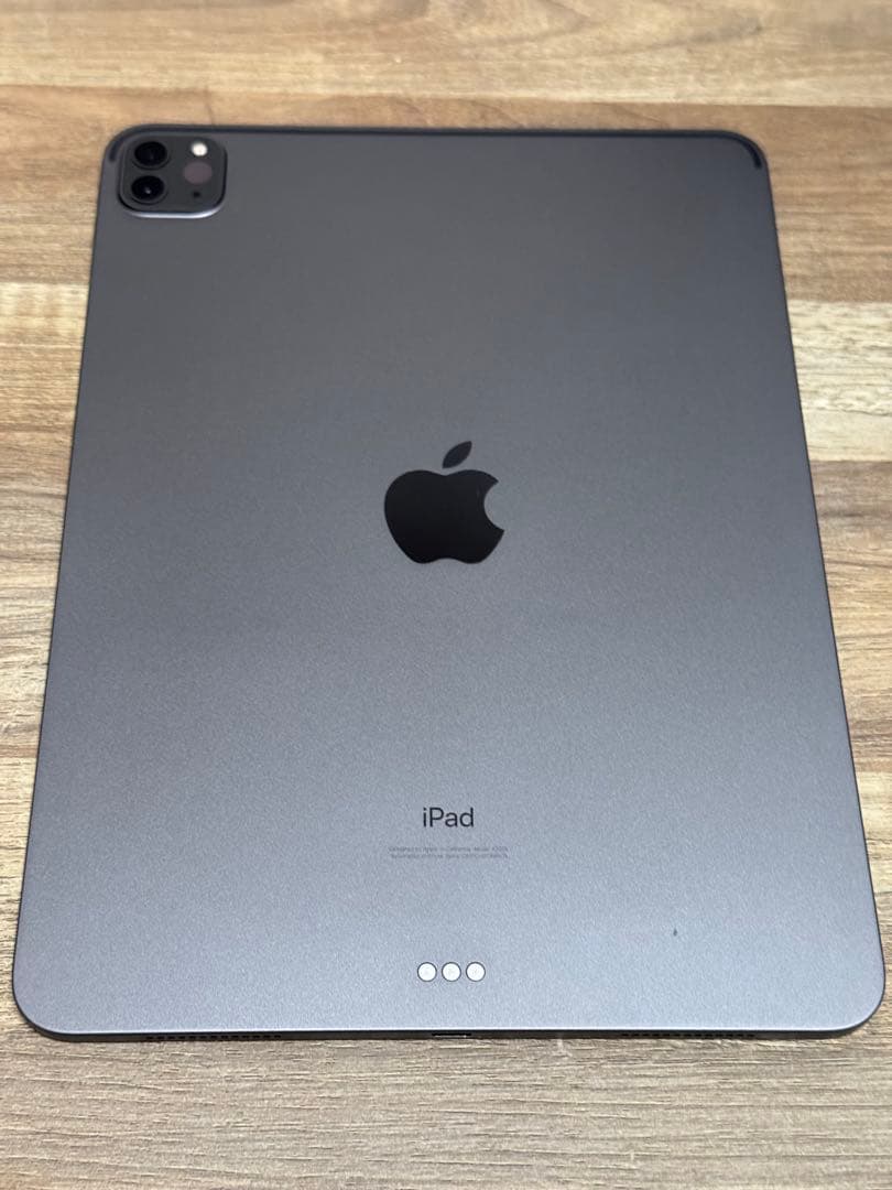 美品　iPad Pro 11インチ スペースグレー 本体 第２世代　4点セット