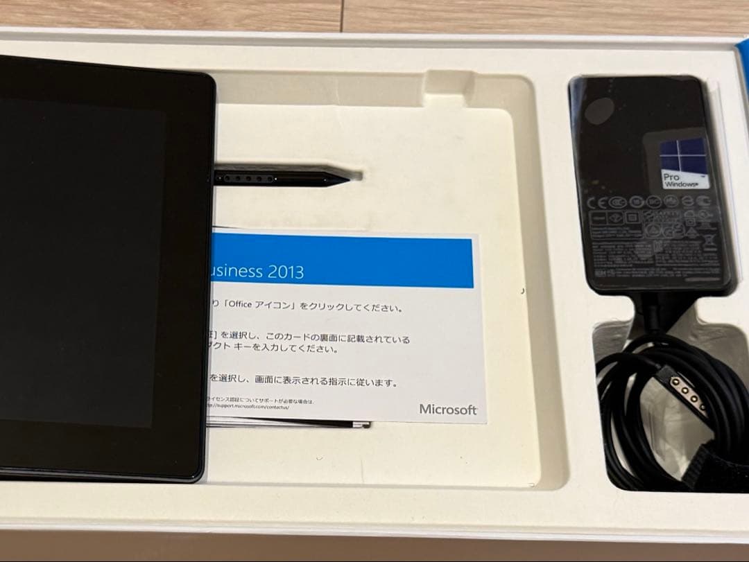 Surface Pro 2 + 純正アクセサリーセット 箱付き