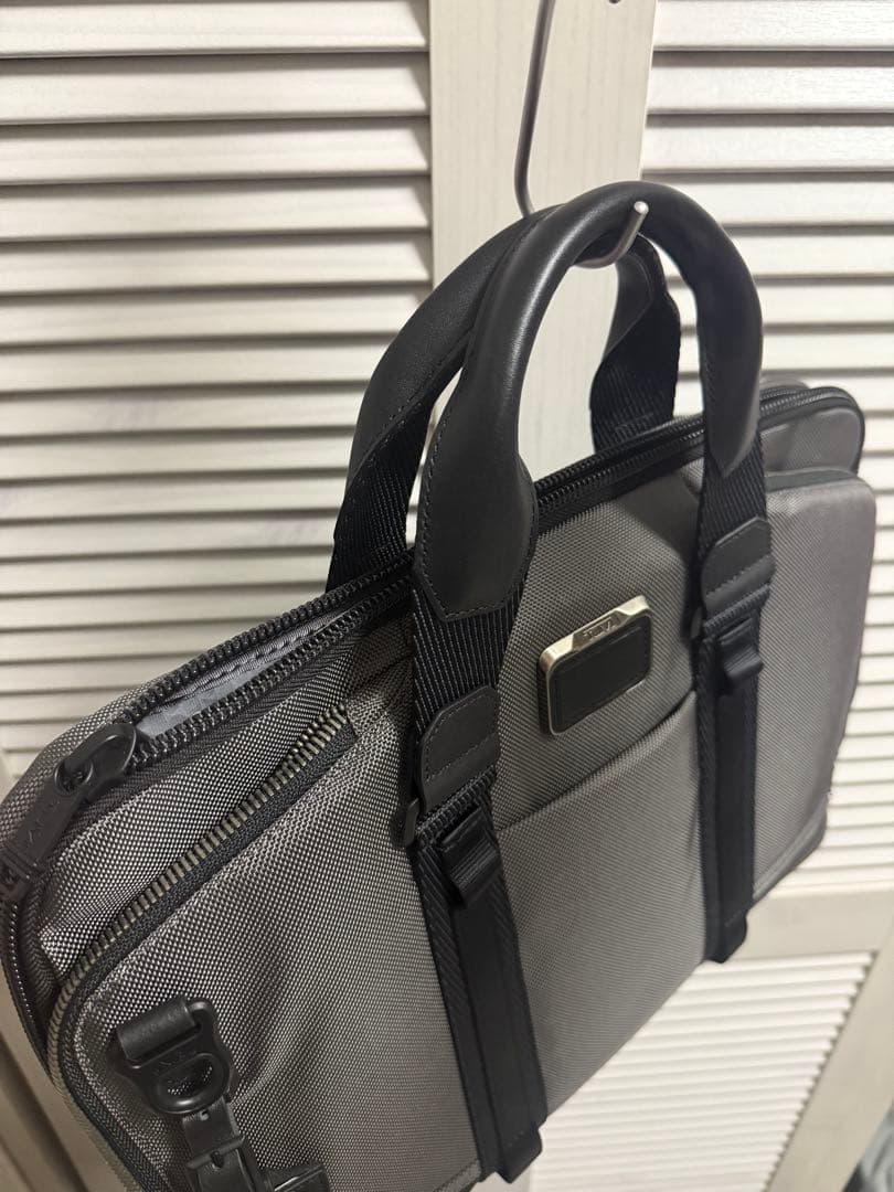 A*様 tumi スリムブリーフケース　ブラーボ　アカデミー