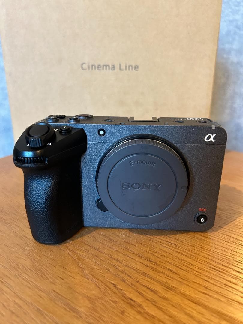 し*う様 SONY FX30 デジタルカメラ フルフレームブースターセット！