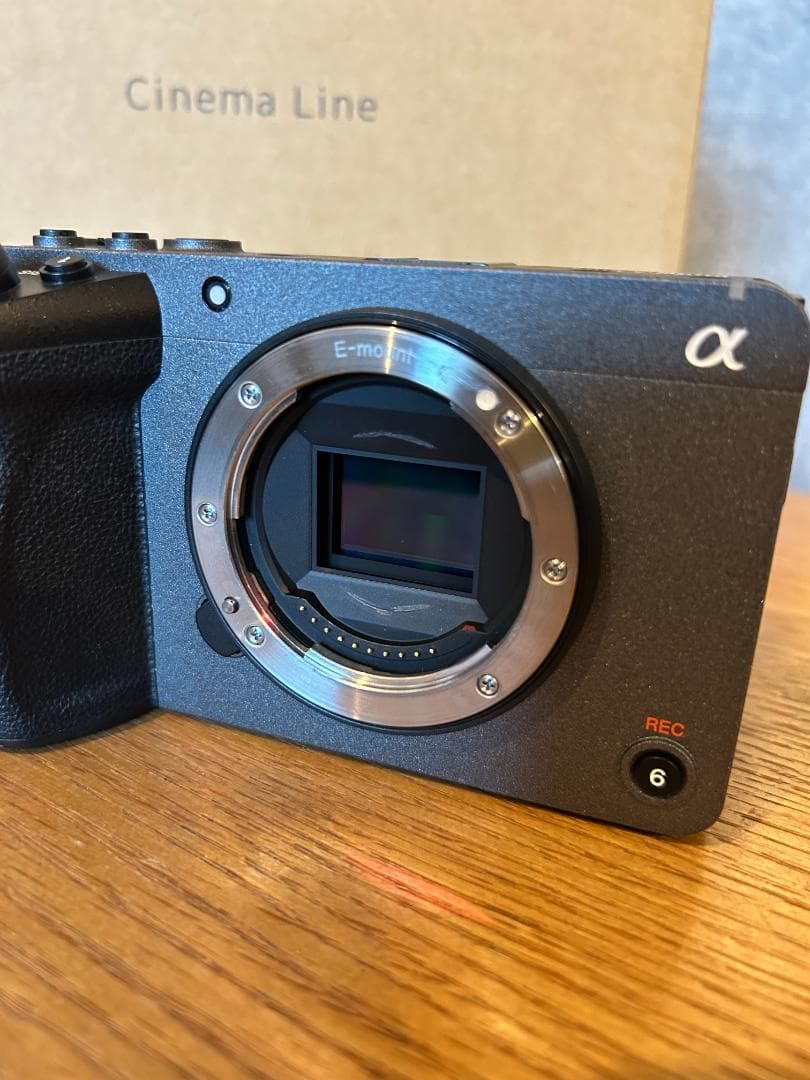 し*う様 SONY FX30 デジタルカメラ フルフレームブースターセット！