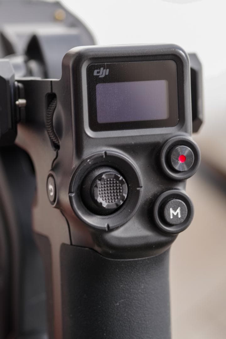 DJI RSC2 ジンバル　延長用グリップ破損あり