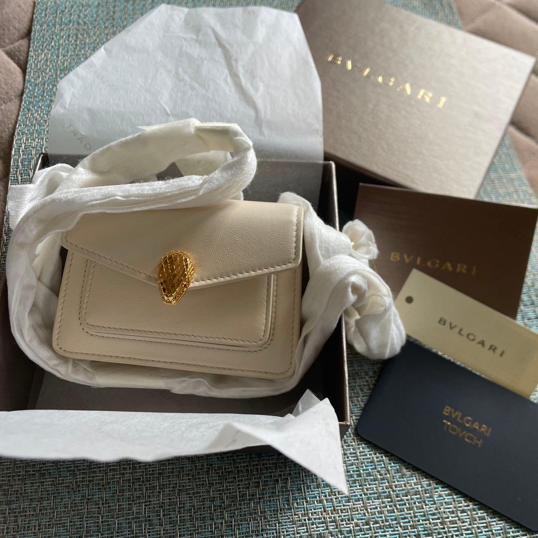 ブルガリ　セルペンティミニレザー ショルダーバッグ