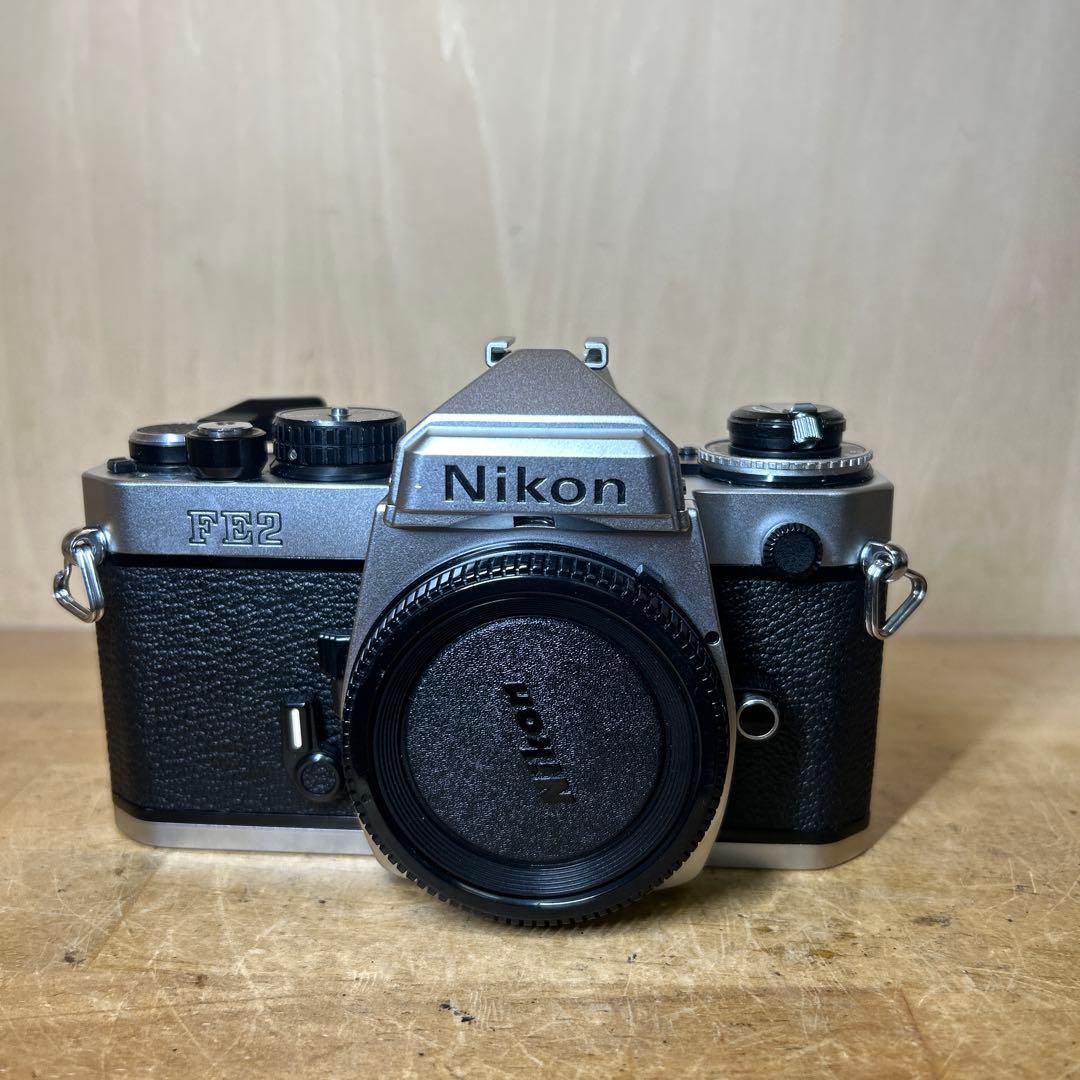めるみつ　Nikon FE2 シルバーボディー　完動極美品