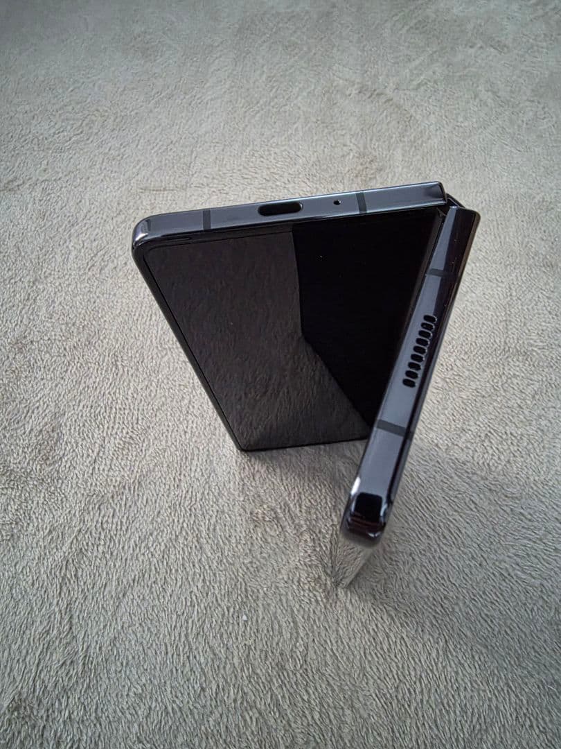 【超美品】Samsung Galaxy Z Fold5 本体 512GB